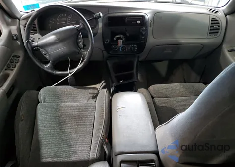 1996 Ford Explorer from USA, damaged, VIN 1FMDU35P1TZB38333